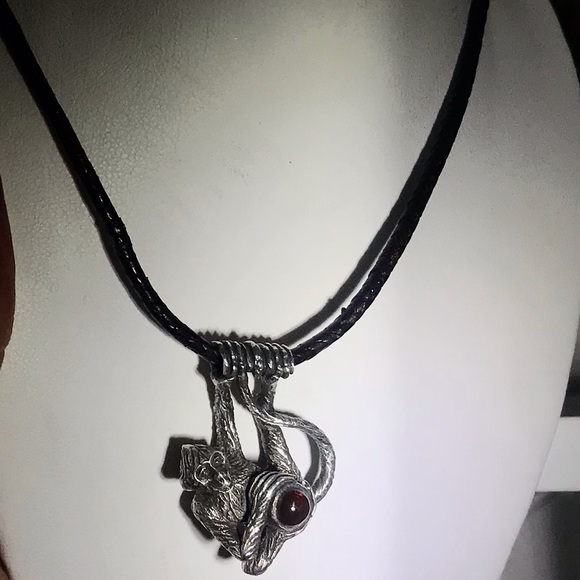 Lou Guerin Monkey and Fire Agate Leather Necklace RARE - Picture 3 of 9